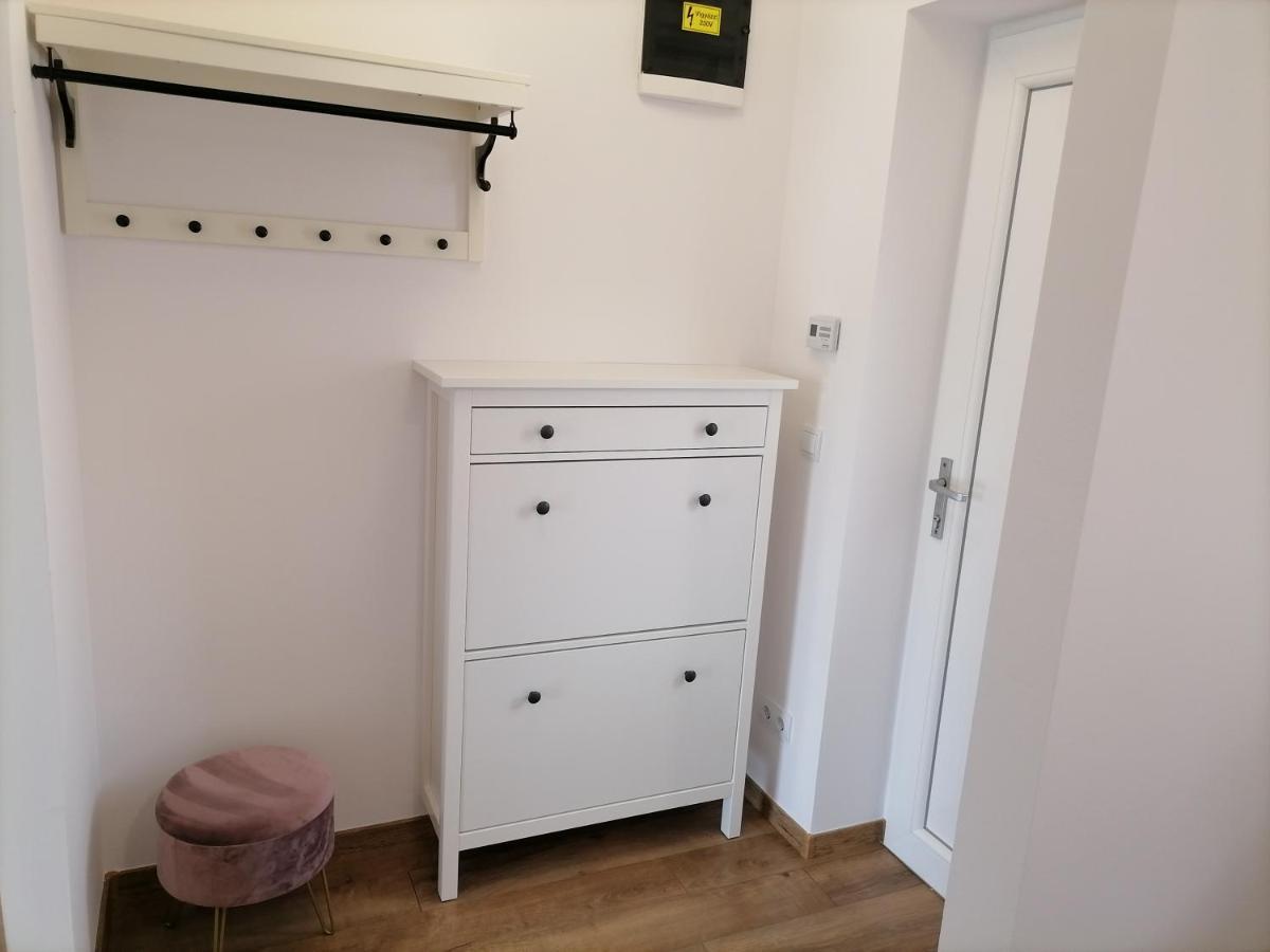 Апартаменти Kapitany Apartman Шіофок Екстер'єр фото